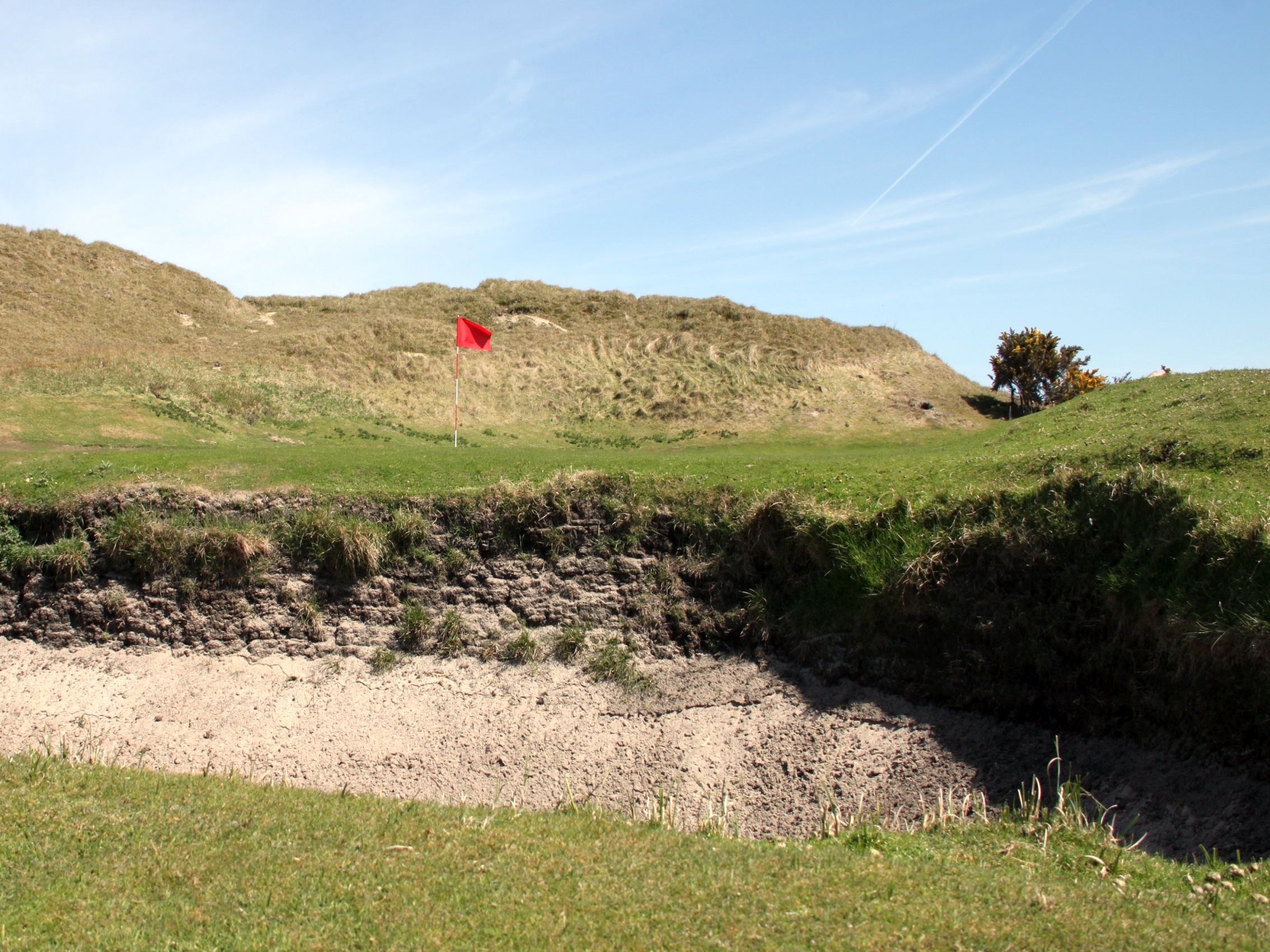 Steile Kante: Leicht rein, schwer raus.