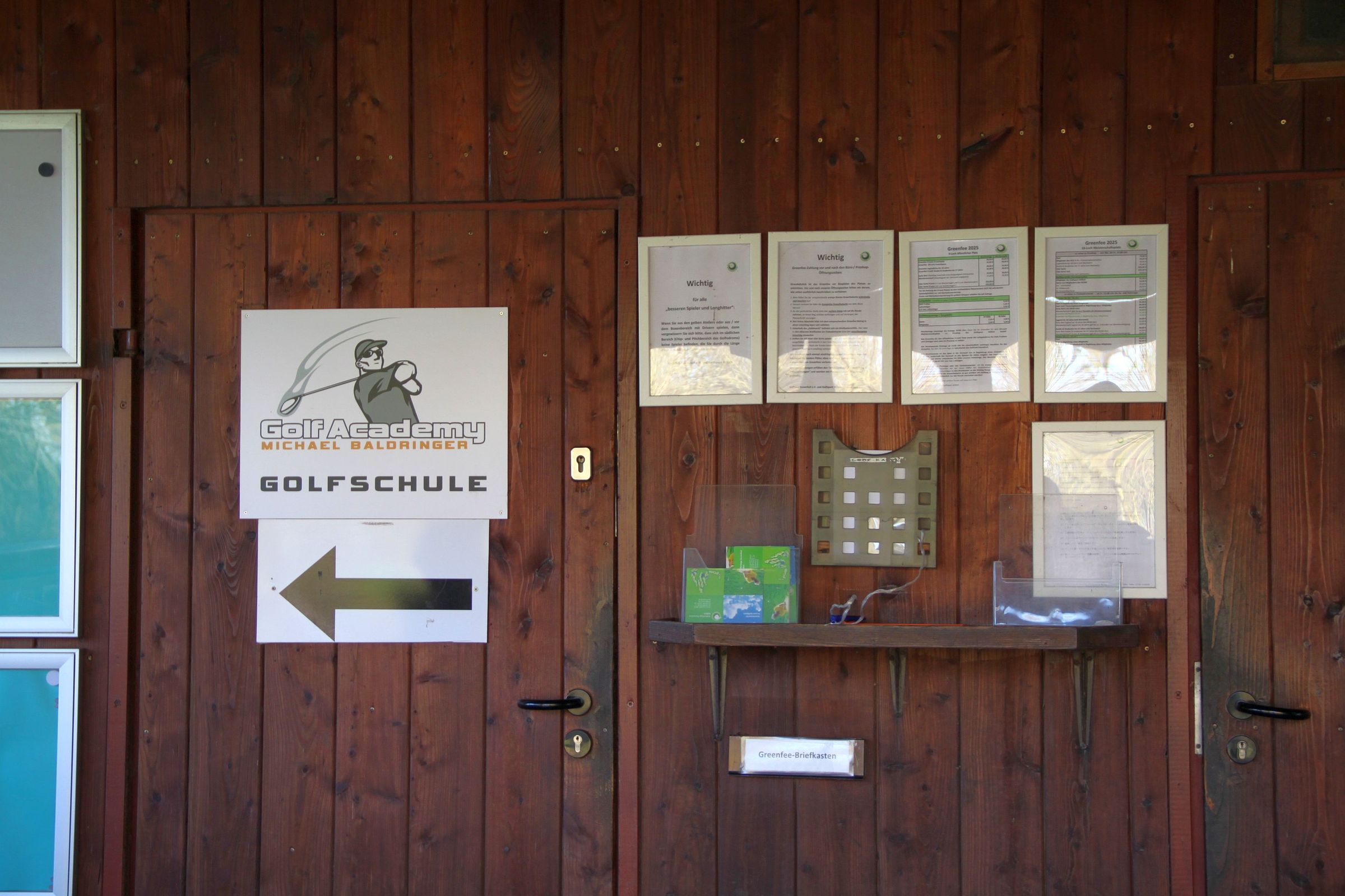 Voerher aber noch zum Greenfee-Kasten