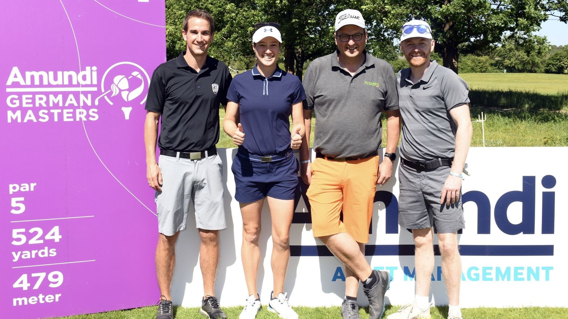 Gruppenbild mit Dame: (v.l.) Arne Bensiek, Laura Fünfstück, Axel Heck, Bars Birdie 