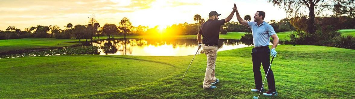 High Five für eine gelungene Golfrunde